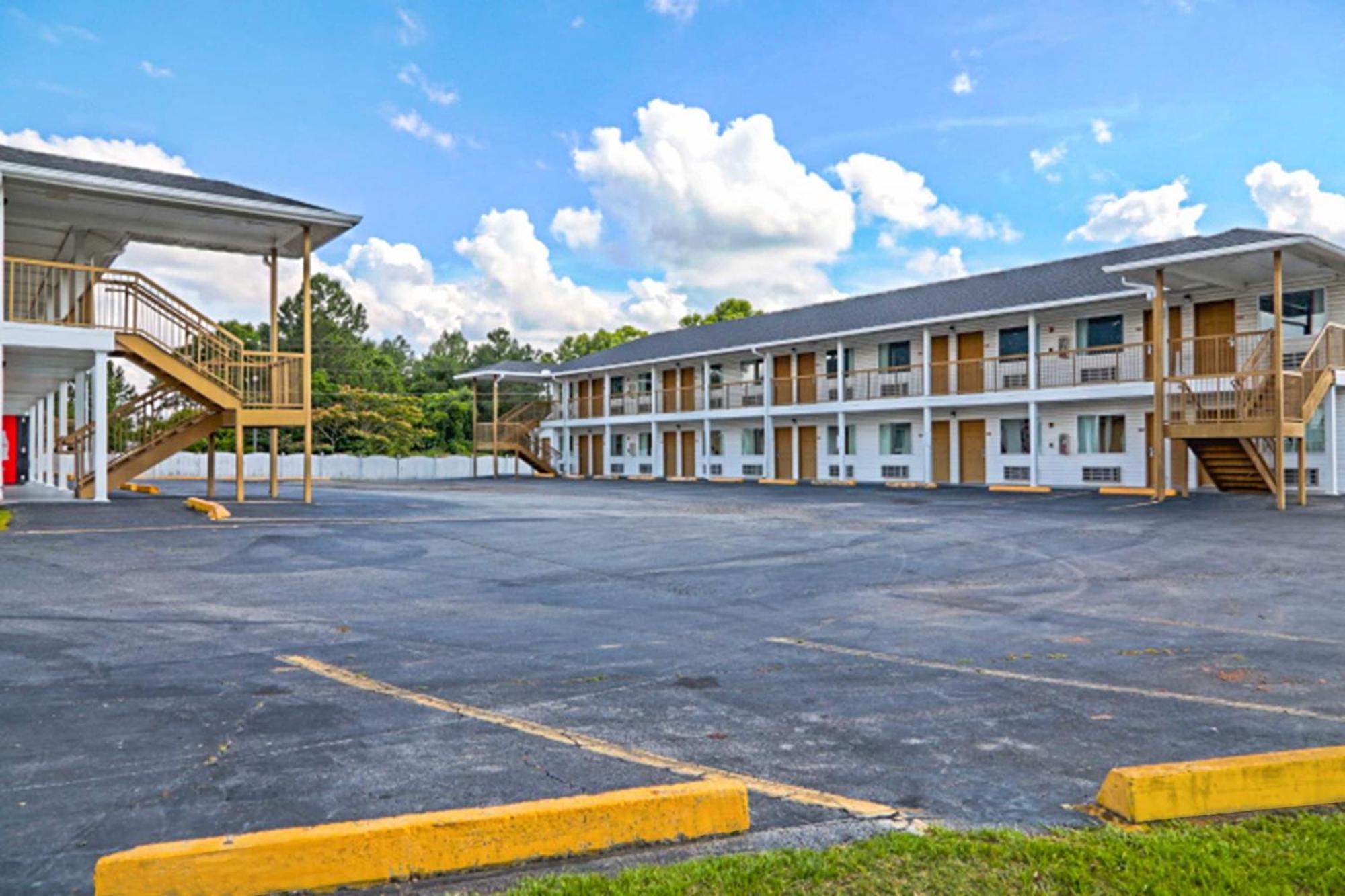 Economy Inn By Oyo Ashburn Buitenkant foto