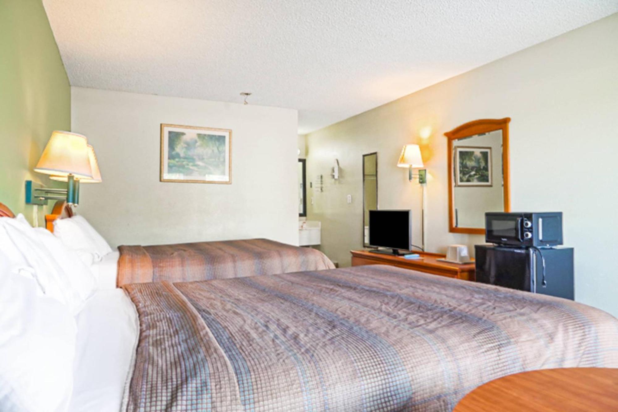 Economy Inn By Oyo Ashburn Buitenkant foto