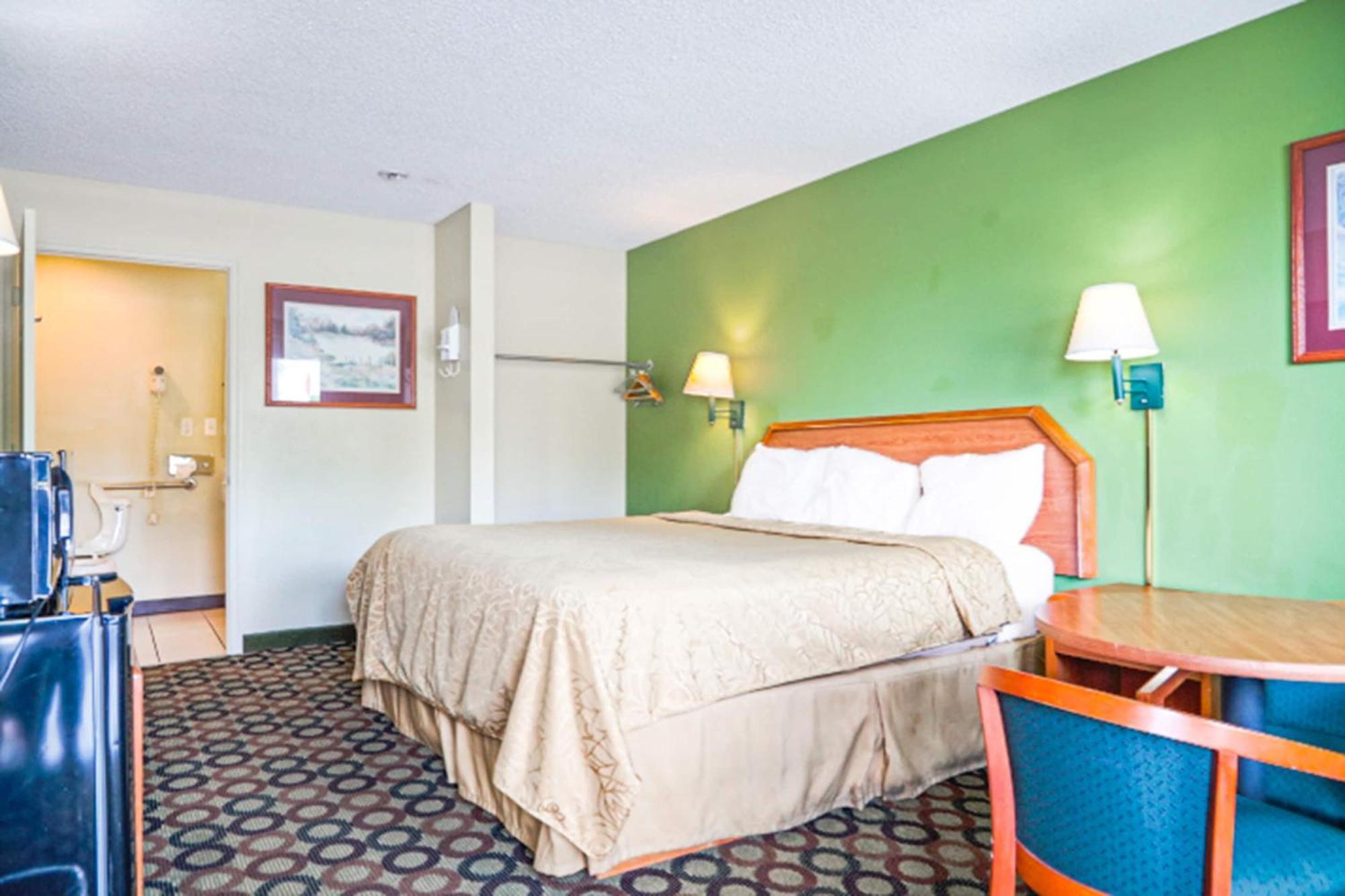 Economy Inn By Oyo Ashburn Buitenkant foto